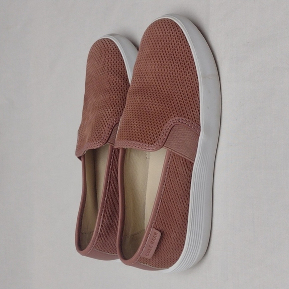 Cole Haan blush shoe - Picture 2 of 4
